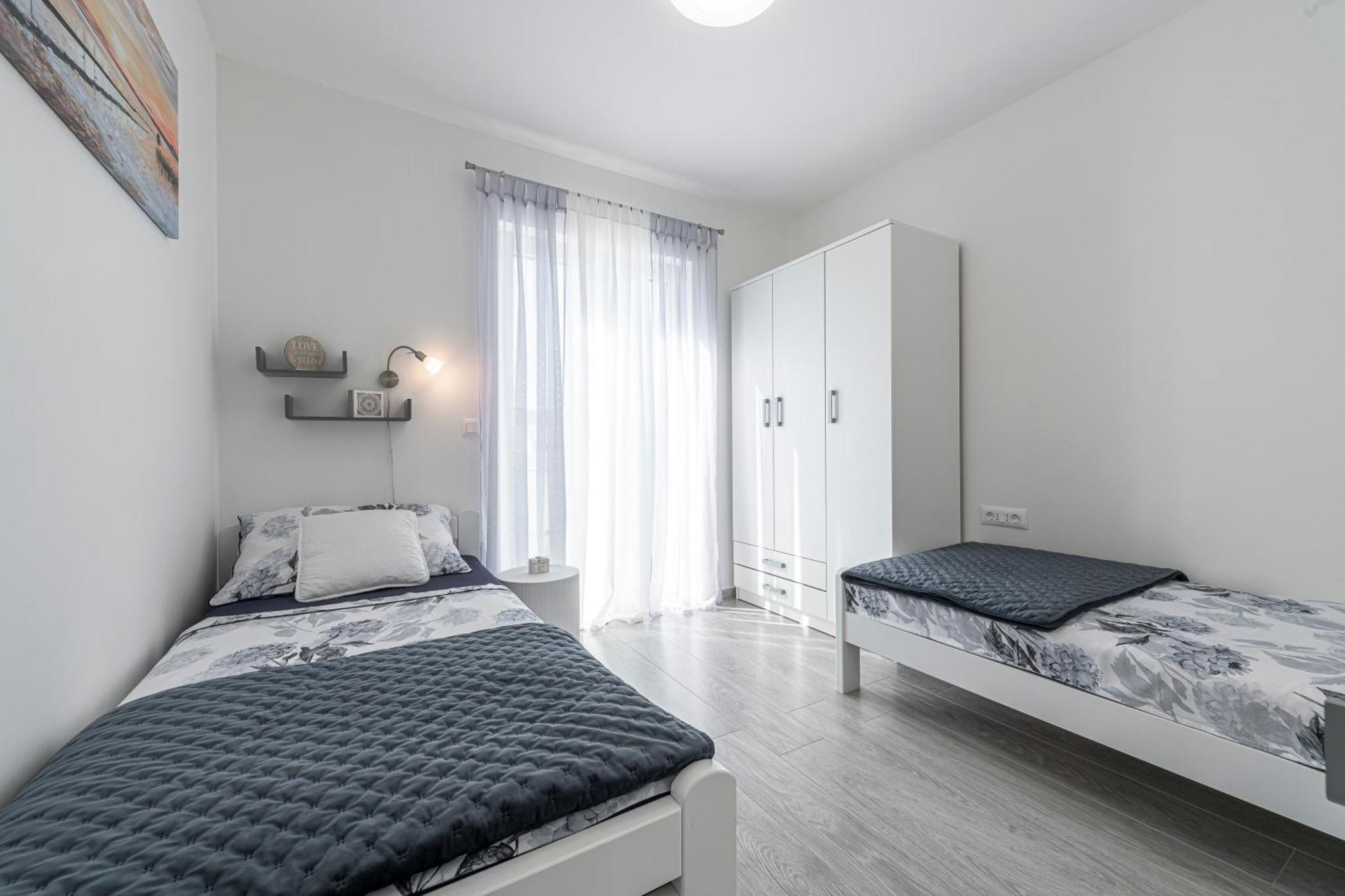 Apartments Kiki Mlini Exteriér fotografie